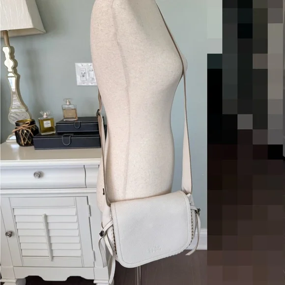 Coach Soft White Pebble Leather Crossbody with Gold Chain Trim. NWOT Medium SZ - Picture 13 of 16